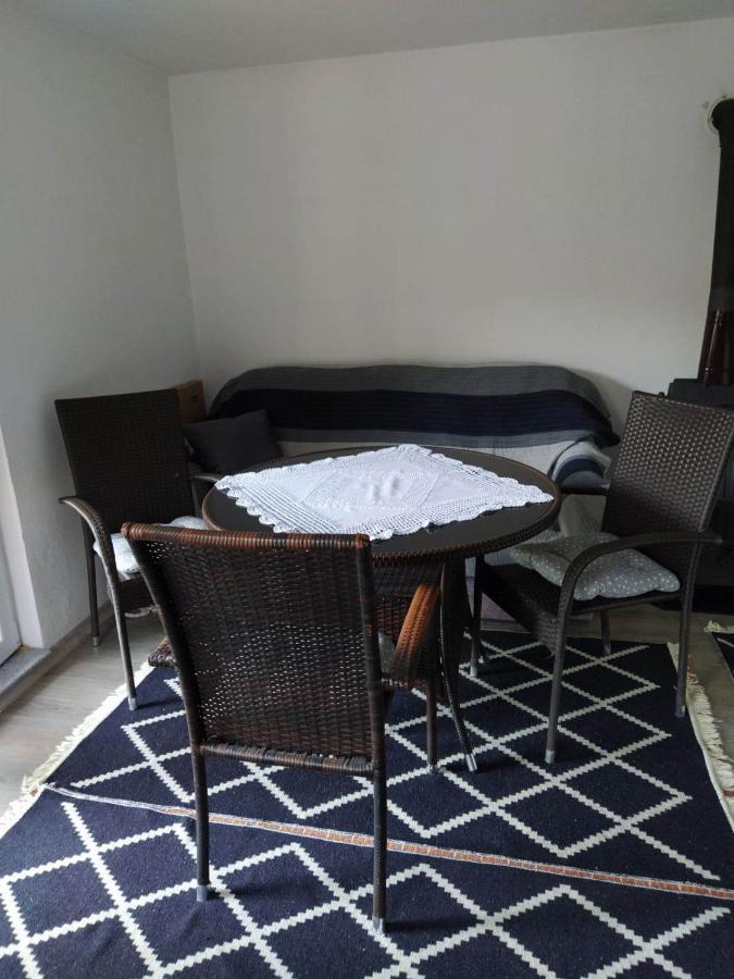 Guest House Bee Visoko Ngoại thất bức ảnh
