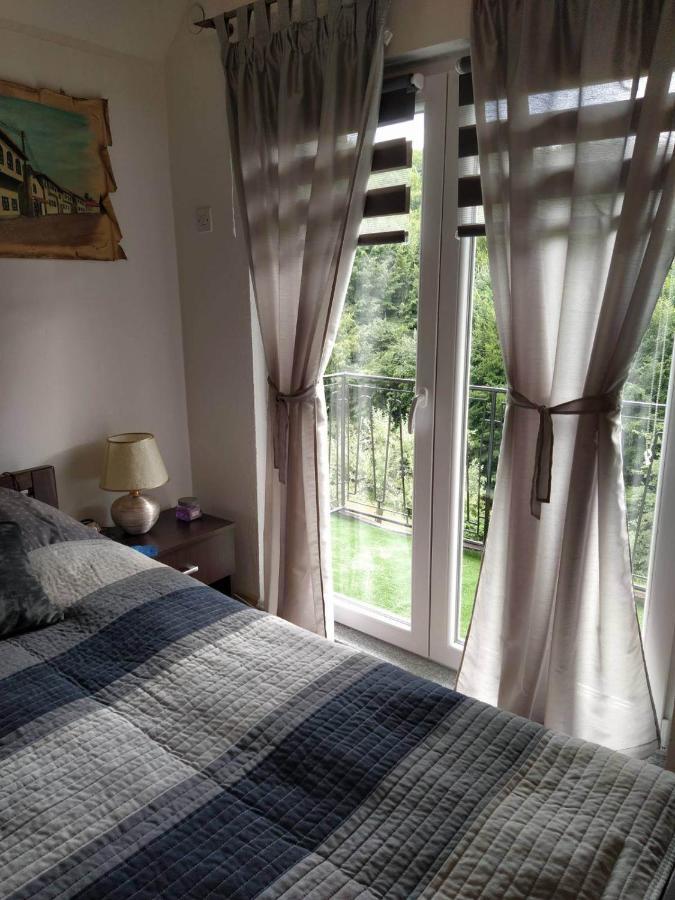 Guest House Bee Visoko Ngoại thất bức ảnh