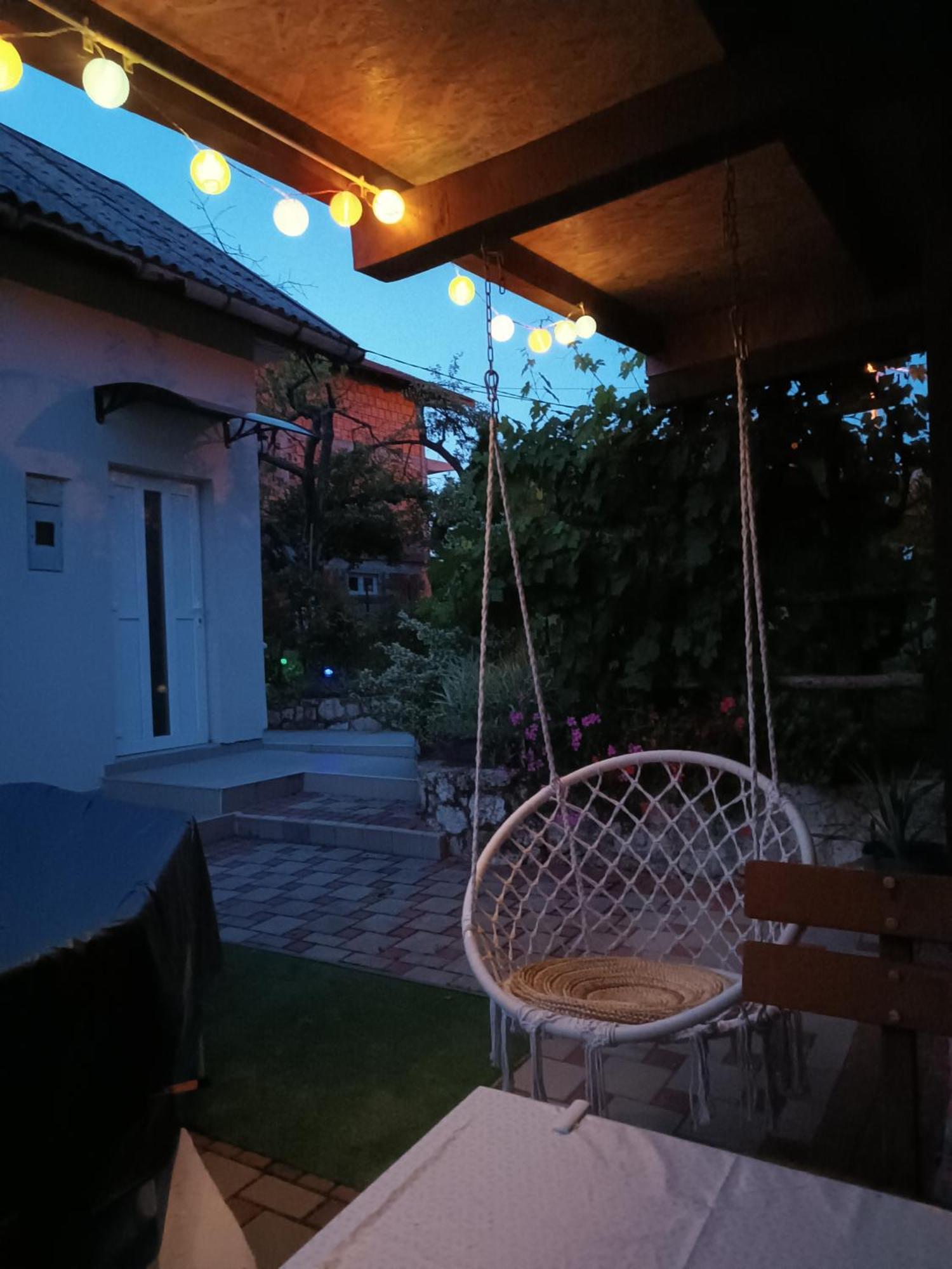 Guest House Bee Visoko Ngoại thất bức ảnh